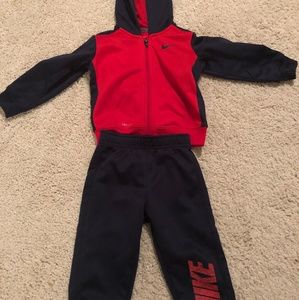 Nike Jogging Suit